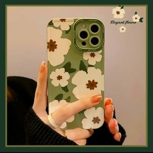 A silicone flower iPhone case(11,13 and 14promax)